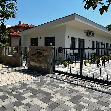Th-Lux Apartman Гайдусобосло Екстер'єр фото